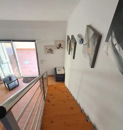 Sara *