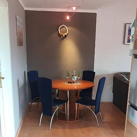 Sara Apartment *