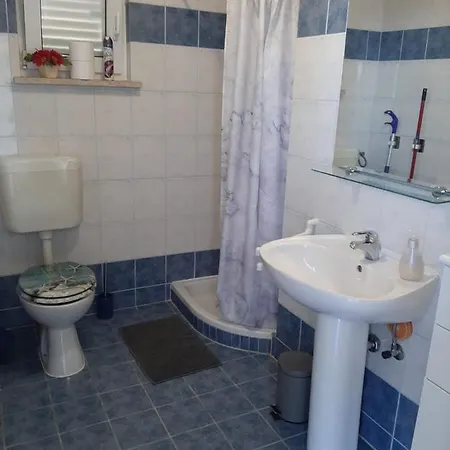 Sara Apartment Selce