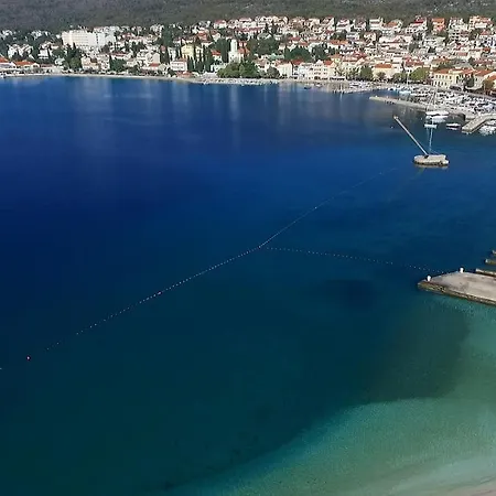 Sara Apartment Selce